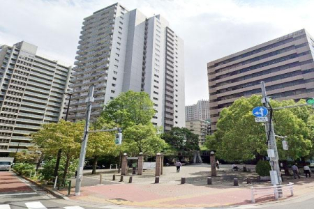 �����s�`��ŉY4���� 8-12�̒��Ã}���V�����̎��ӊ�