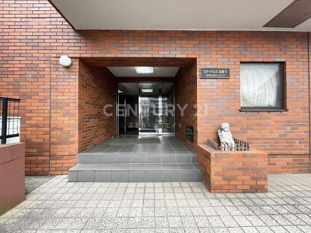 �����s�i���k�i��1���� 30-9�̒��Ã}���V�����̃G���g�����X