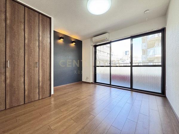 �����s�`��얃�z1���� 24-11�̒��Ã}���V�����̐Q��