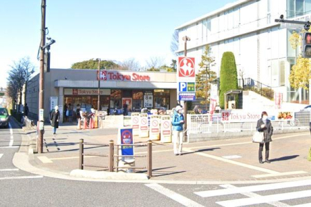 �����s��c��k�瑩3���� 33-4�̒��Ã}���V�����̎��ӊ�