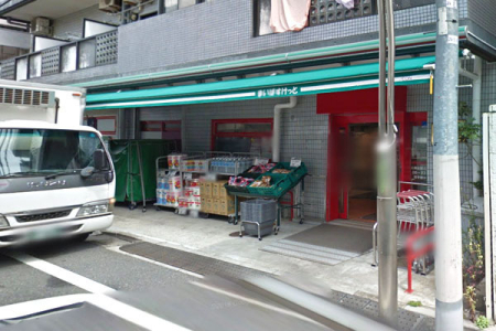 �����s��c��k�瑩3���� 33-4�̒��Ã}���V�����̎��ӊ�