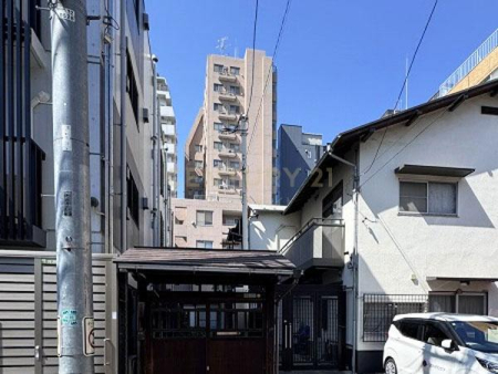 �����s���c�J��O������1���� 32-8�̒��Ã}���V�����̂��̑����n