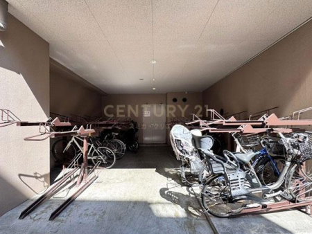 �����s���c�J��O������1���� 32-8�̒��Ã}���V�����̂��̑����p��