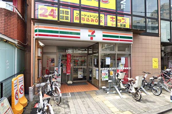 �����s���c�J��O������1���� 32-8�̒��Ã}���V�����̎��ӊ�