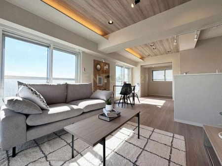 �����s���c�J����4���� 18-9�̒��Ã}���V�����̃��r���O