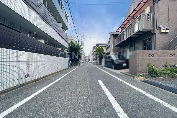 「荏原中延」 建築条件付売地 東側前面道路(→南方向へ撮影)