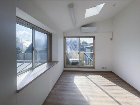 �����s�i���`��6���ڂ̒��È�ˌ��Ă̗m��