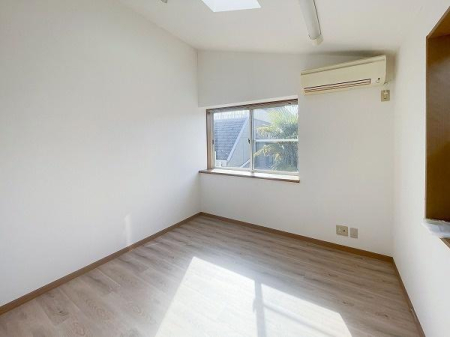 �����s�i���`��6���ڂ̒��È�ˌ��Ă̗m��