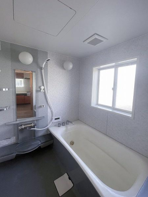 �����s�i���`��6���ڂ̒��È�ˌ��Ă̗���