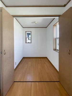 �����s�i���`��6���ڂ̒��È�ˌ��Ă̎��[