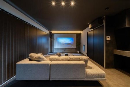 �����s�i��擌����2���ڂ̒��È�ˌ��Ă̂��̑�����