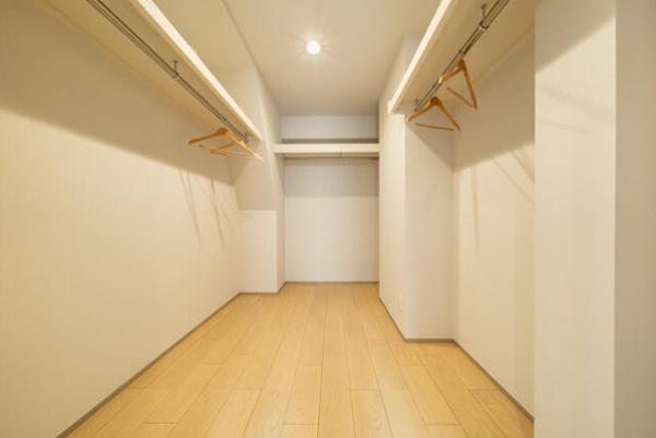 �����s�i��擌����2���ڂ̒��È�ˌ��Ă̎��[