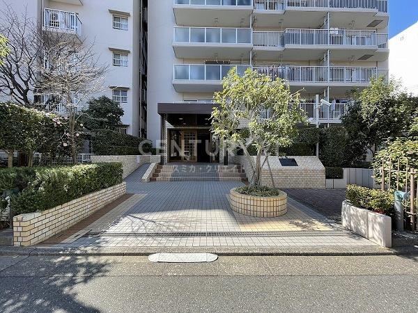 �����s��c����3���� 31-6�̒��Ã}���V�����̃G���g�����X