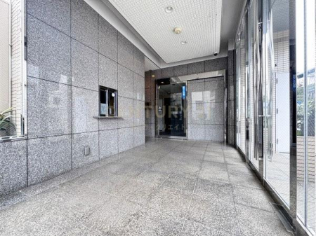 �����s���c�J�摾�q��3���� 22-6�̒��Ã}���V�����̃G���g�����X