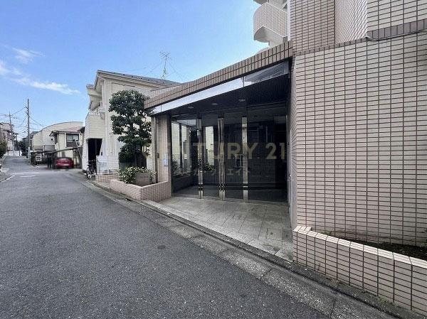 �����s���c�J�摾�q��3���� 22-6�̒��Ã}���V�����̃G���g�����X