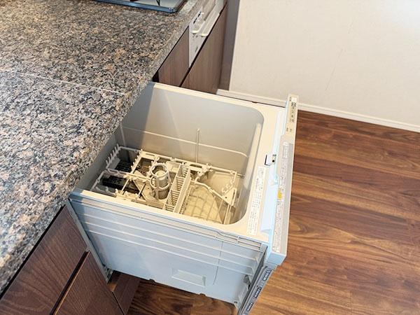 �����s�i��擌�i��5���� 9-6�̒��Ã}���V�����̃L�b�`��