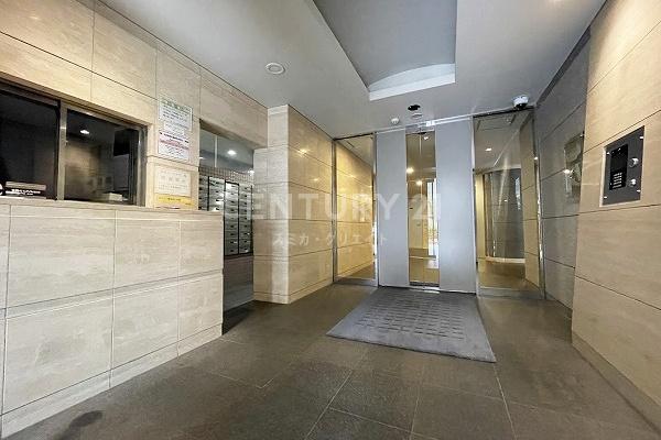 �����s���c�J��O������2���� 28-4�̒��Ã}���V�����̃G���g�����X