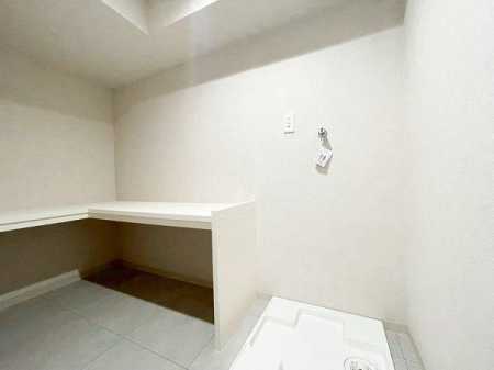 �����s���c�J��ʐ�3���� 3-14�̒��Ã}���V�����̐��ʑ�E���ʏ�