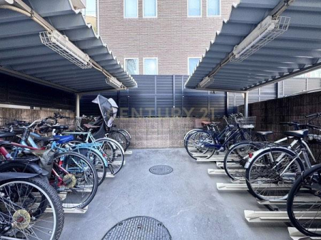 �����s�a�J���X��5���� 37-4�̒��Ã}���V�����̂��̑����p��