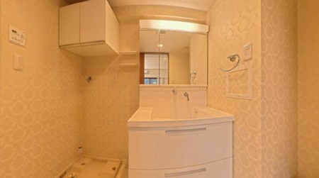 �����s�a�J���X��5���� 37-4�̒��Ã}���V�����̐��ʑ�E���ʏ�