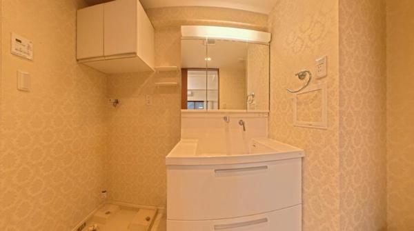 �����s�a�J���X��5���� 37-4�̒��Ã}���V�����̐��ʑ�E���ʏ�