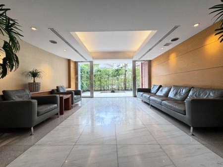 �����s�a�J��b�����2���� 26-1�̒��Ã}���V�����̃G���g�����X