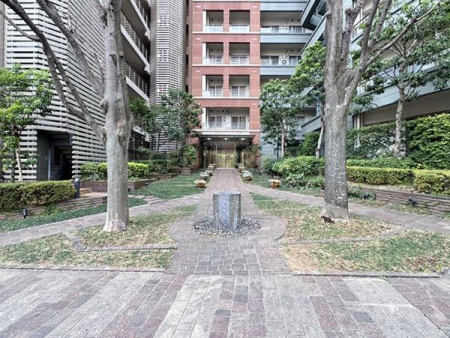 �����s�a�J��b�����2���� 26-1�̒��Ã}���V�����̃G���g�����X