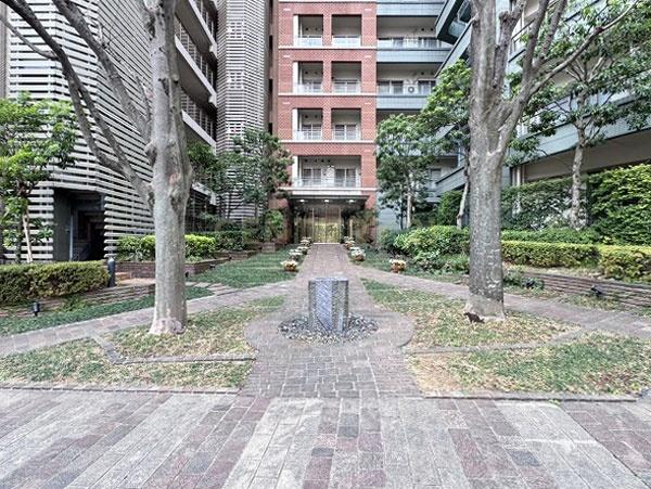 �����s�a�J��b�����2���� 26-1�̒��Ã}���V�����̃G���g�����X