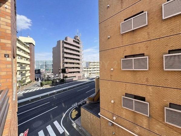 �����s�ڍ���`�̖؍�1���� 1-5�̒��Ã}���V�����̏Z�˂���̒��]�ʐ^