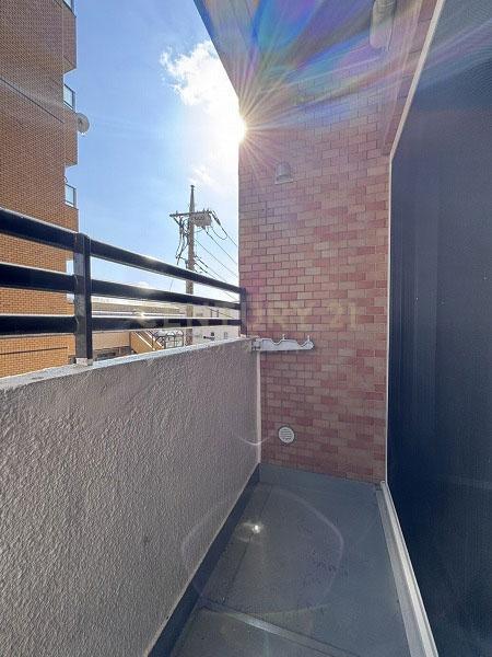 �����s�ڍ���`�̖؍�1���� 1-5�̒��Ã}���V�����̃o���R�j�[