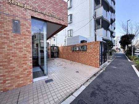 �����s�ڍ���`�̖؍�1���� 1-5�̒��Ã}���V�����̃G���g�����X