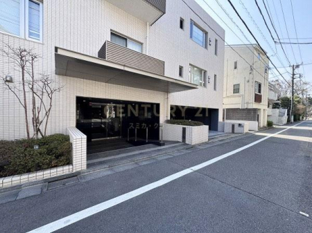 �����s���c�J�挷��3���� 24-18�̒��Ã}���V�����̃G���g�����X