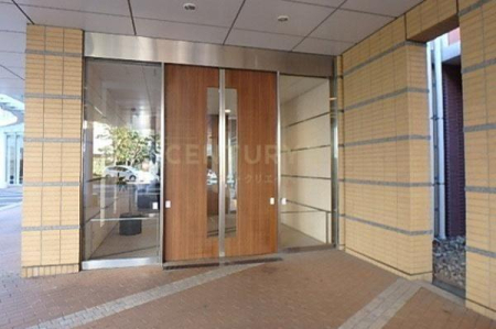 �����s�`��ŉY4���� 19-1�̒��Ã}���V�����̃G���g�����X