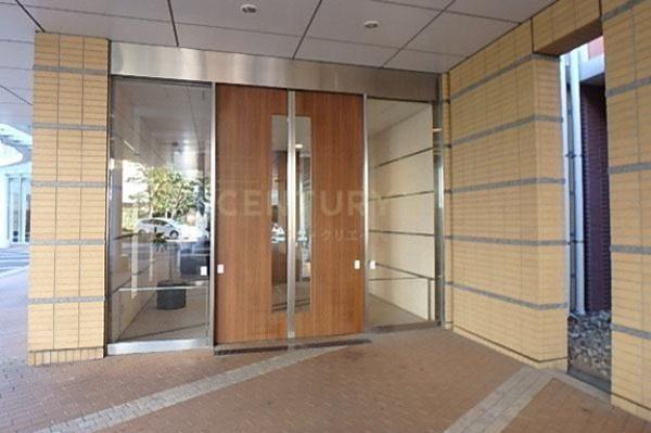 �����s�`��ŉY4���� 19-1�̒��Ã}���V�����̃G���g�����X