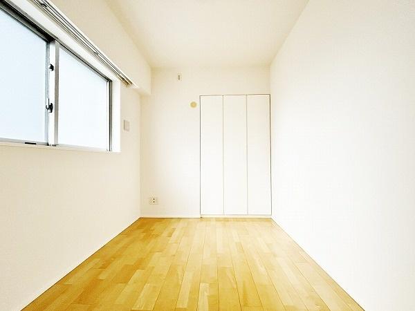 �����s�i��擌�i��4���� 13-10�̒��Ã}���V�����̗m��