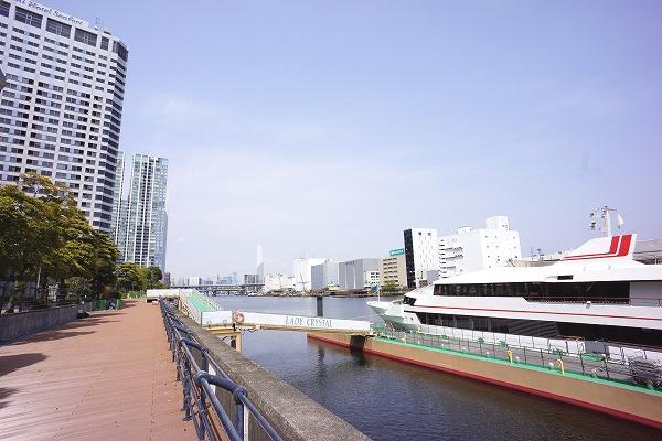 シーフォートタワー 周辺環境（京浜運河）／敷地隣接