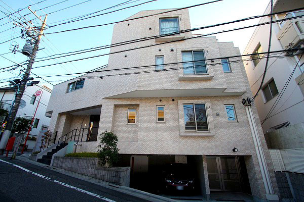 サクラティアラ目黒都立大 外観