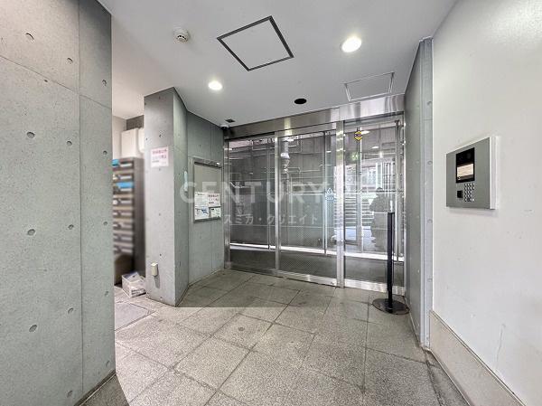 �����s�a�J��b���4���� 23-9�̒��Ã}���V�����̃G���g�����X