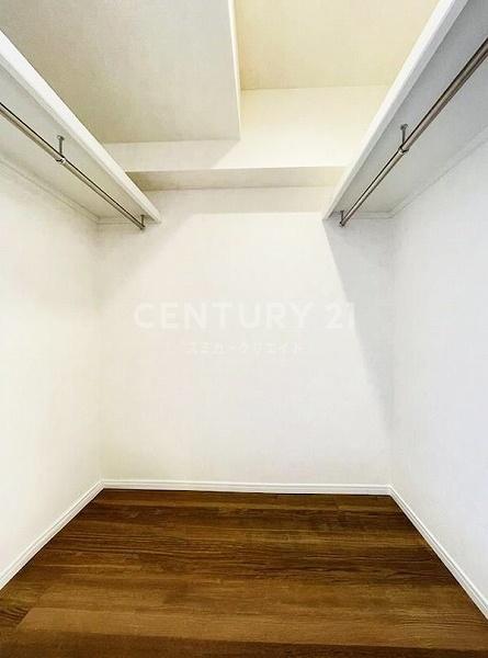 �����s�i��擌�i��3���� 4-19�̒��Ã}���V�����̎��[