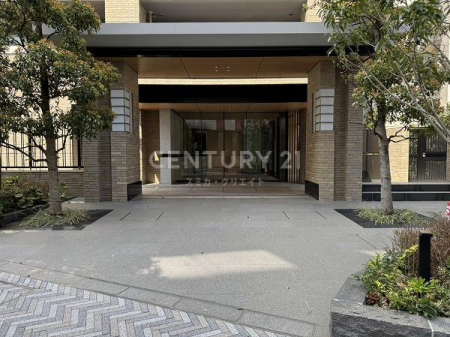 �����s��c���X�k1���� 11-13�̒��Ã}���V�����̃G���g�����X