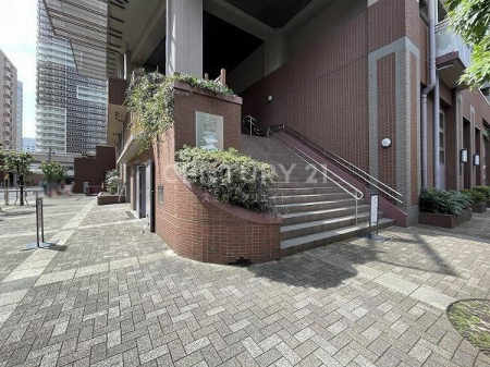 �_�ސ쌧���s�K���{�� 9-1�̒��Ã}���V�����̃G���g�����X