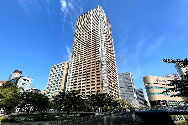 パークタワーグランスカイ 建物外観