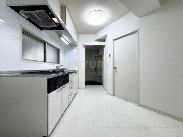 �����s�i��擌�ܔ��c1���� 11-5�̒��Ã}���V�����̃L�b�`��