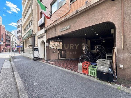 �����s�i��擌�ܔ��c1���� 11-5�̒��Ã}���V�����̃G���g�����X