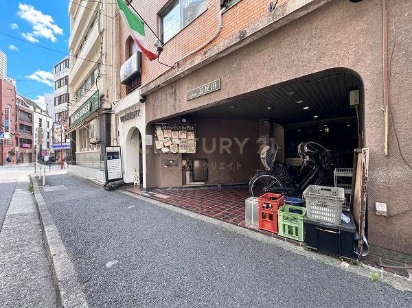 �����s�i��擌�ܔ��c1���� 11-5�̒��Ã}���V�����̃G���g�����X