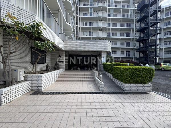 �����s��c�摽����2���� 27-6�̒��Ã}���V�����̃G���g�����X