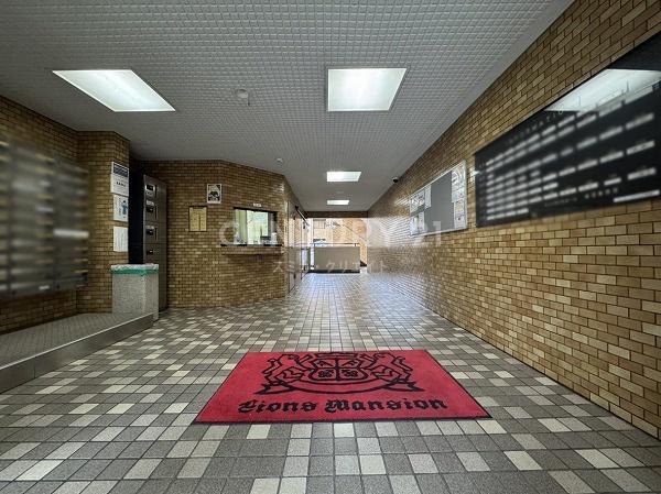 �����s��c��v����2���� 13-23�̒��Ã}���V�����̃G���g�����X