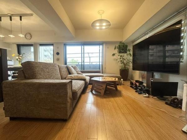 �����s���c�J��D��7���� 17-8�̒��Ã}���V�����̃��r���O