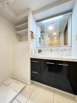 �����s��c��k��J1���� 5-17�̒��Ã}���V�����̐��ʑ�E���ʏ�