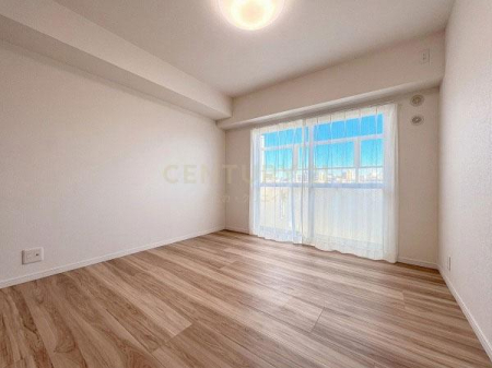 �����s��c��k��J1���� 5-17�̒��Ã}���V�����̎q������